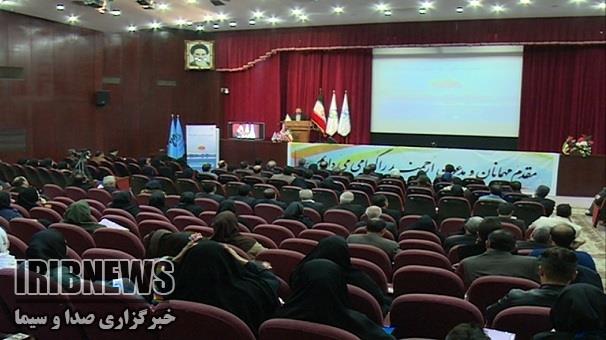 همایش روز جهانی غذا و دارو در زنجان