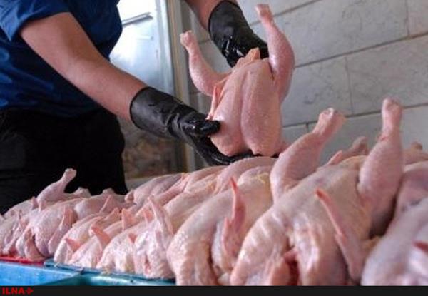 تکذیب گران‌فروشی توسط فروشنگان مرغ/خرده‌فروشان، مرغ را هشت هزار تومان می‌خرند